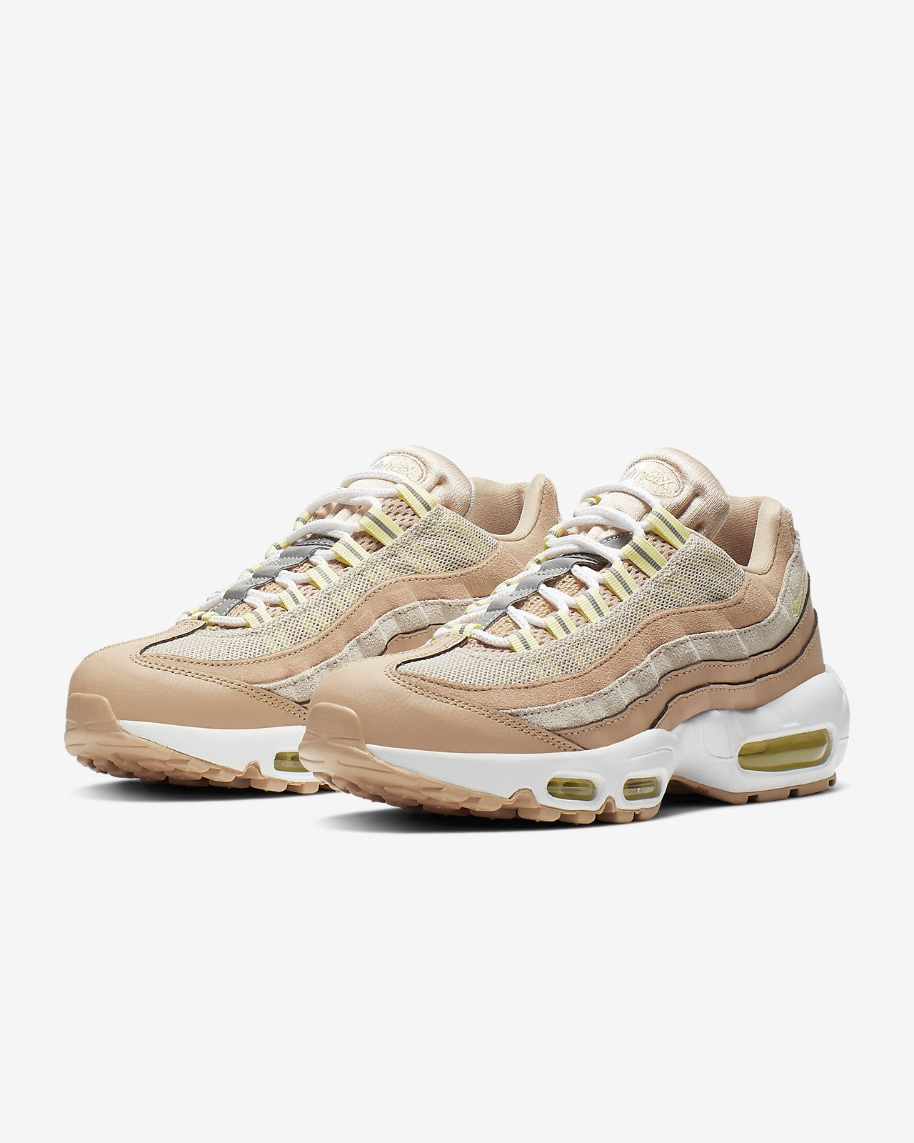 Nike WMNS Air Max 95 PRM BlackSummit White 807443 010 Nike WMNS Air Max 95 PRM BlackSummit White 807443 010