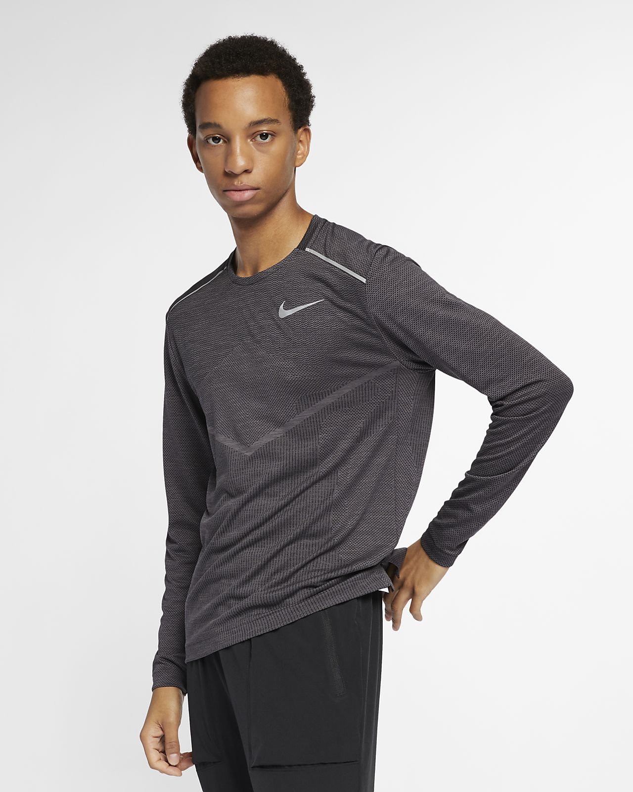 haut nike running