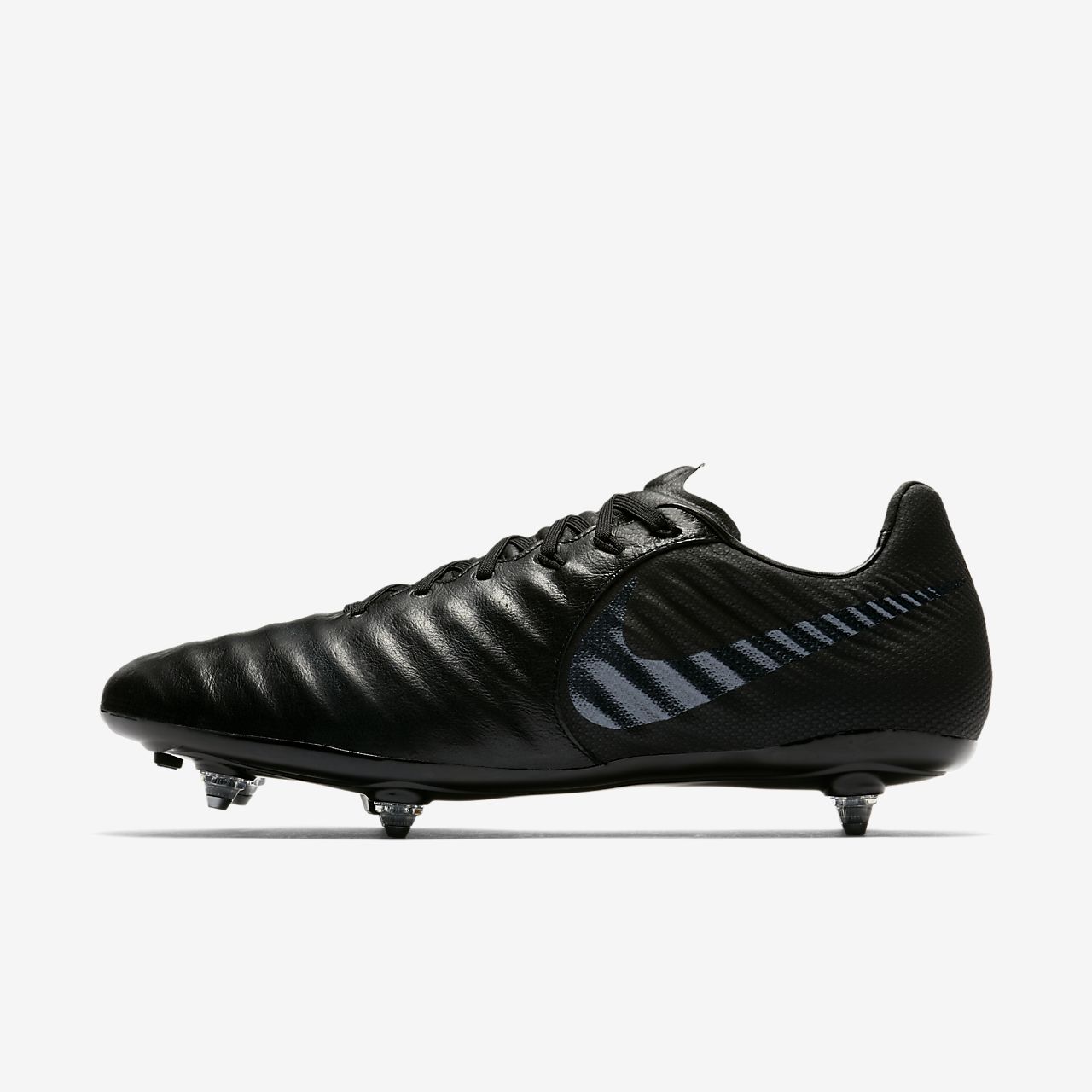 nike tiempo pro