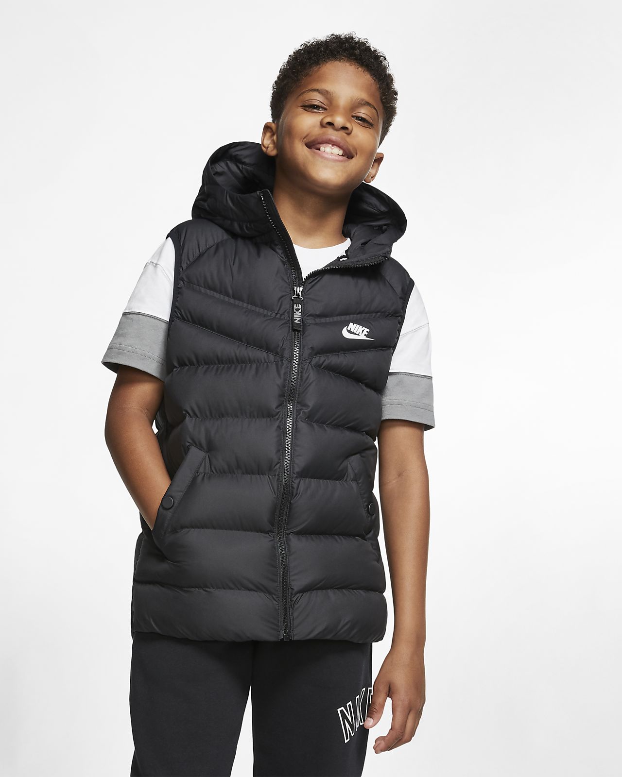 Entdecke Jacken & Westen für Damen. Nike DE Entdecke Jacken & Westen für Damen. Nike DE