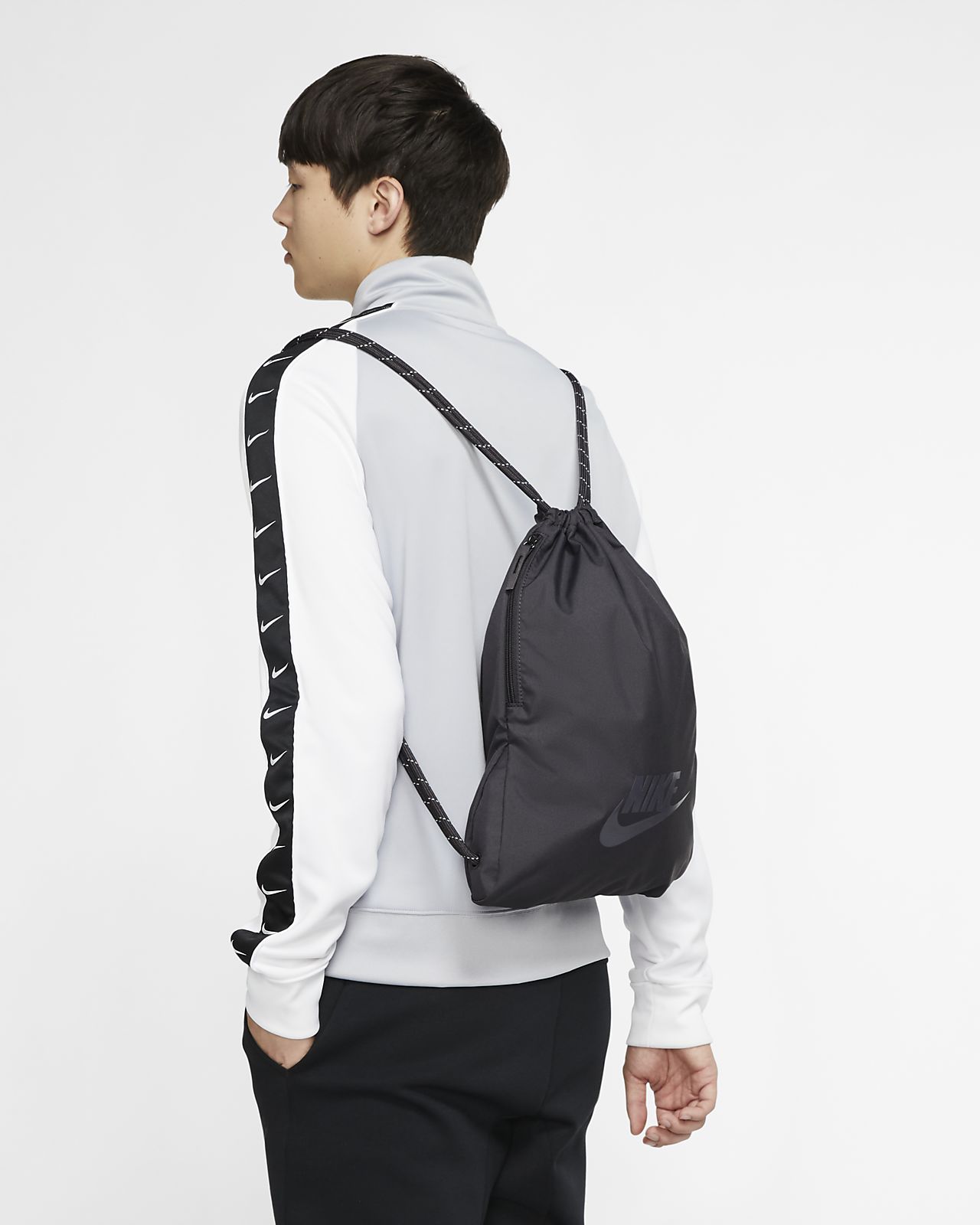 sacca nike heritage
