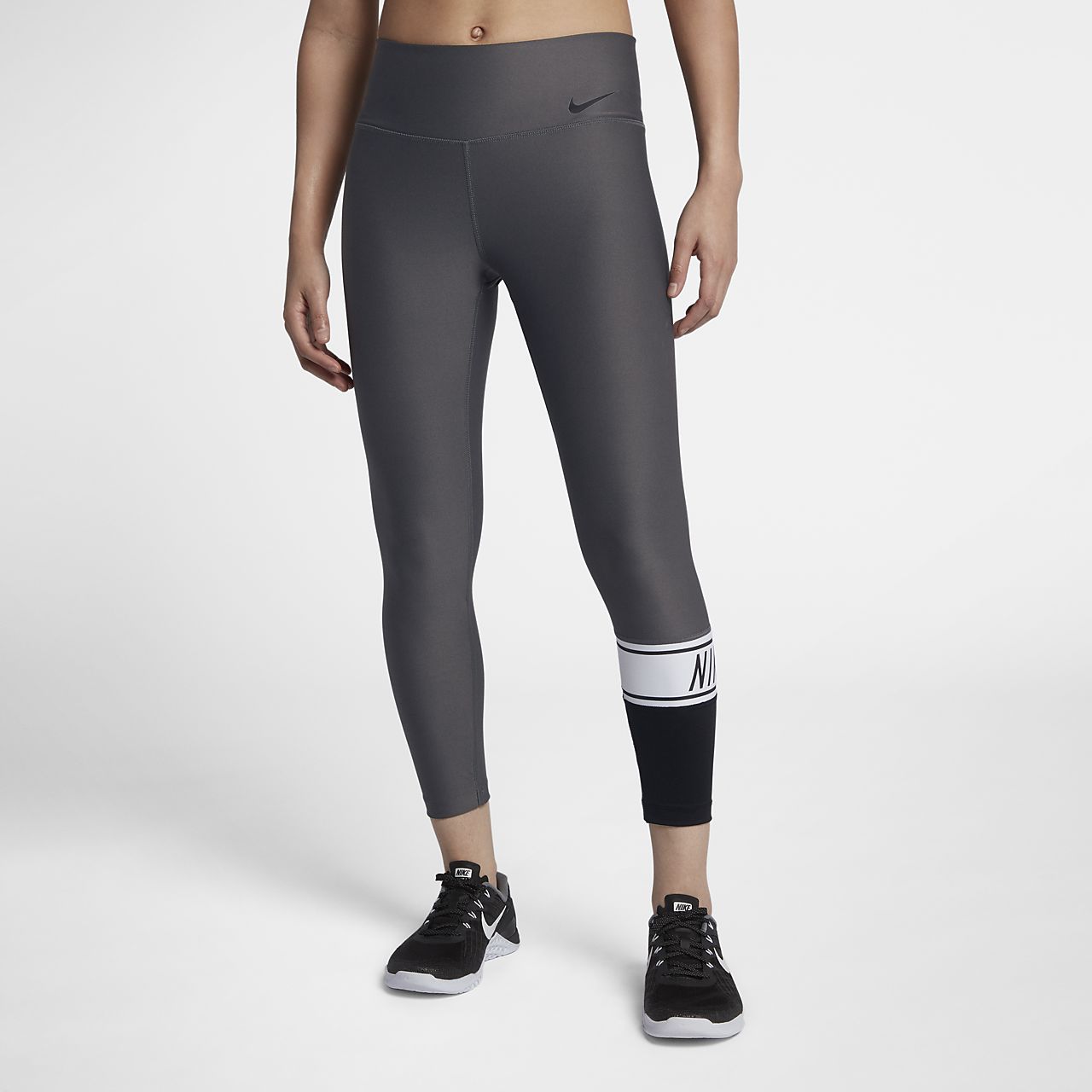 nike power training crop leggings