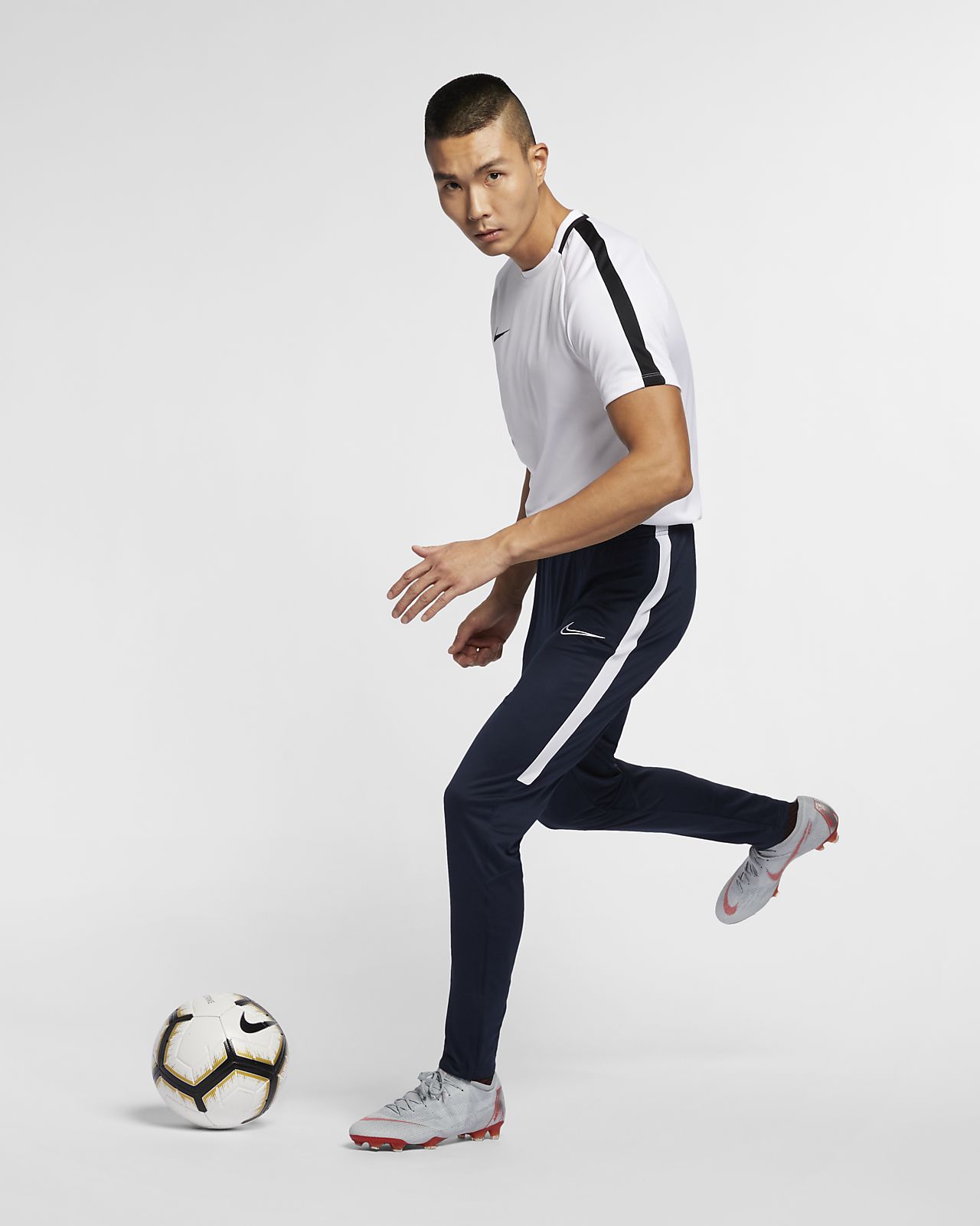 mens nike football pants