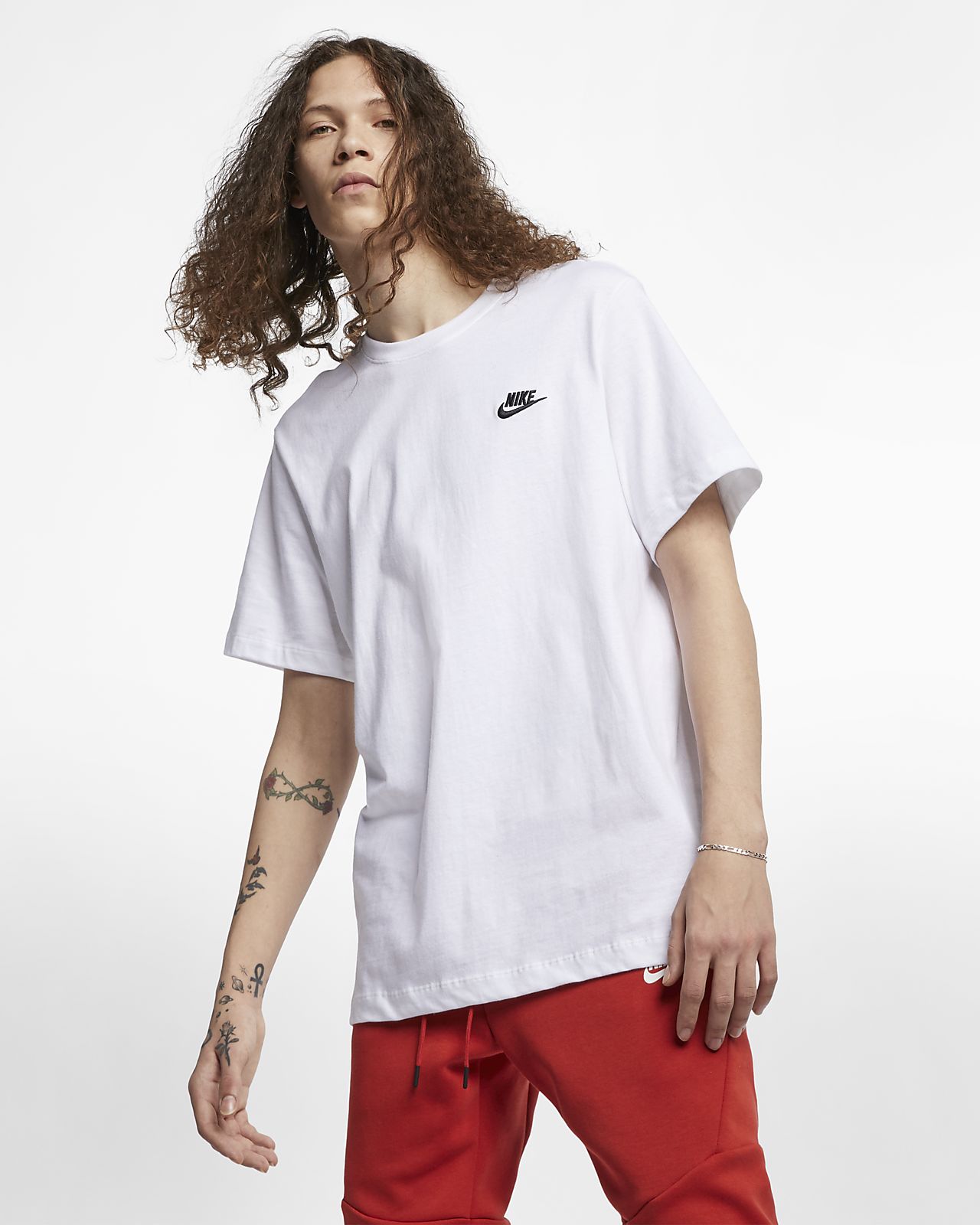 Nike Sportswear Club Men's T-Shirt. Nike IL