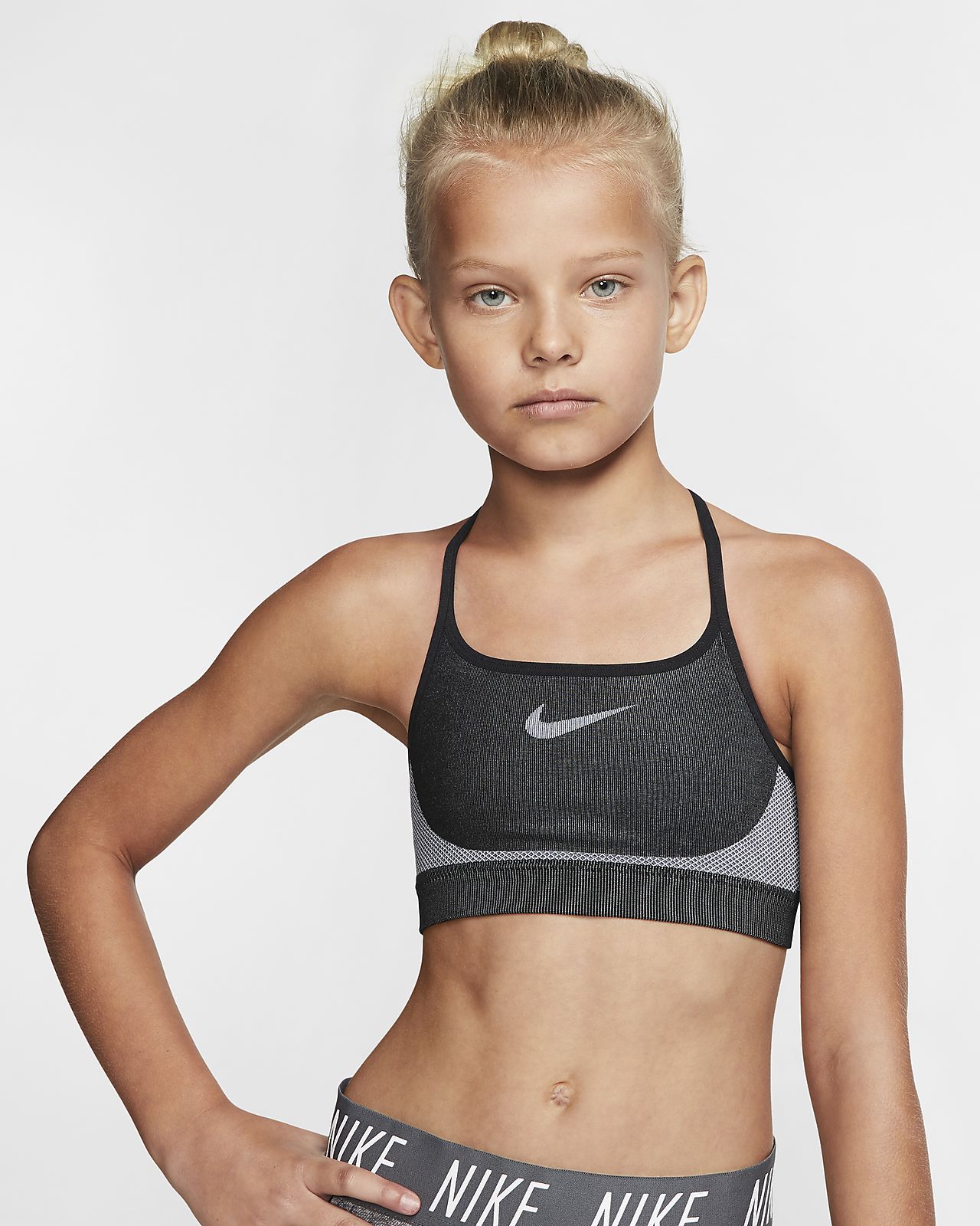 grey nike sports bra