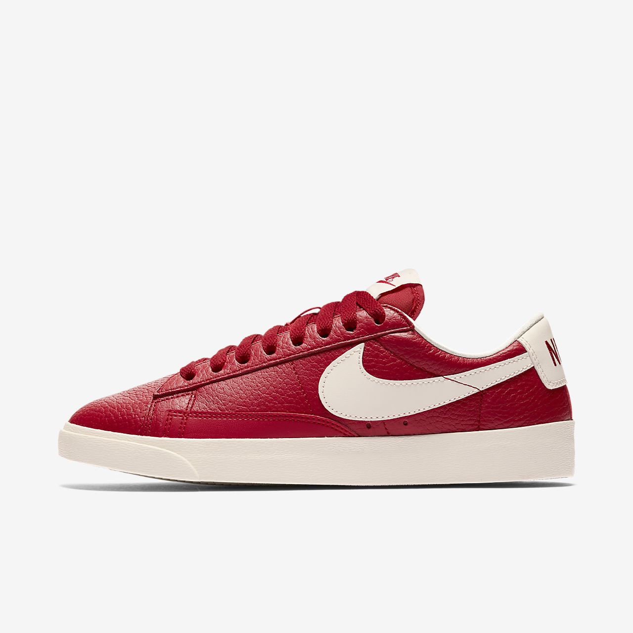 red nike casual shoes