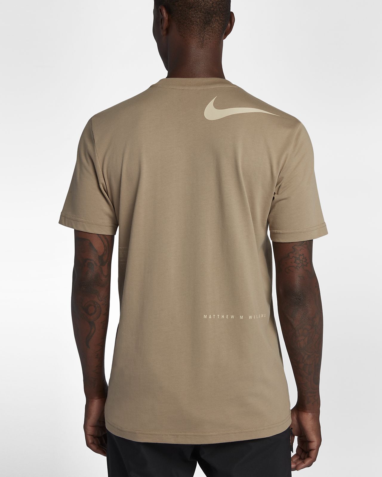 t shirt nike beige