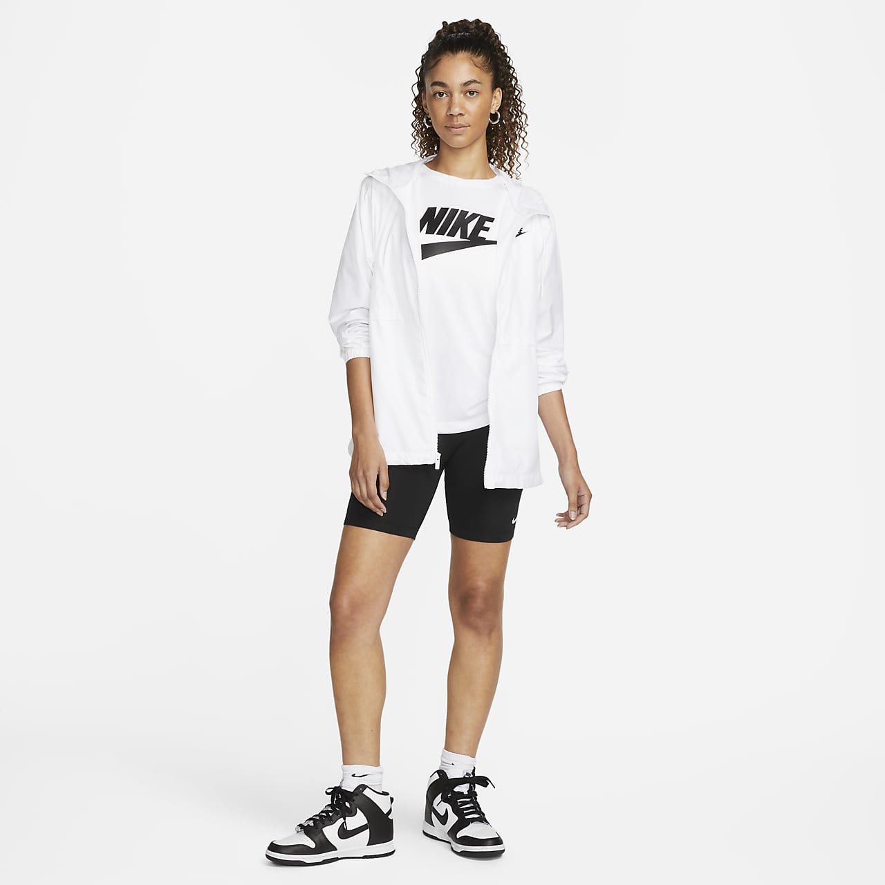 nike sportswear essential women's logo short sleeve top