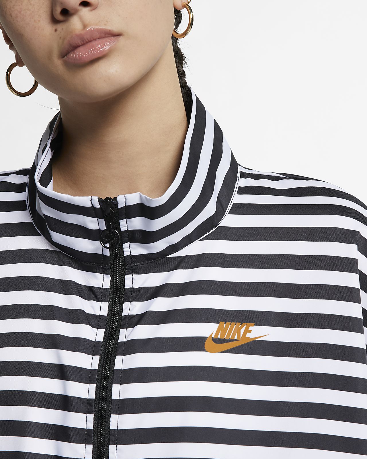 Nike Jacke NSW Woven WeißSchwarz Damen Nike Jacke NSW Woven WeißSchwarz Damen