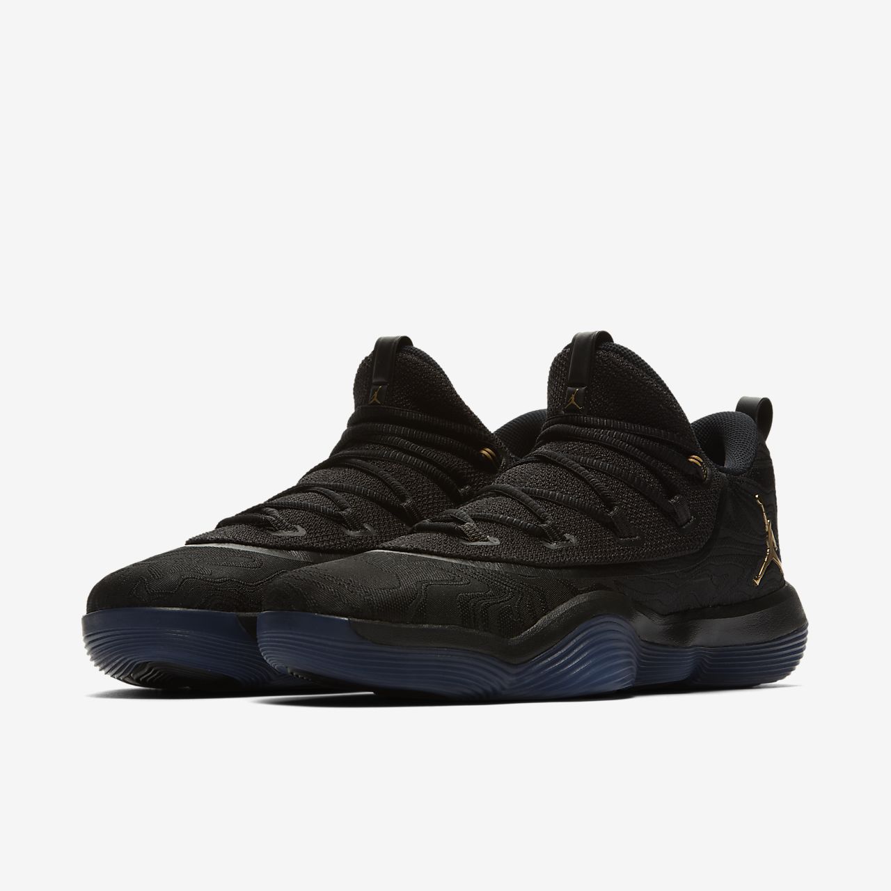 all black nike basketball shoes