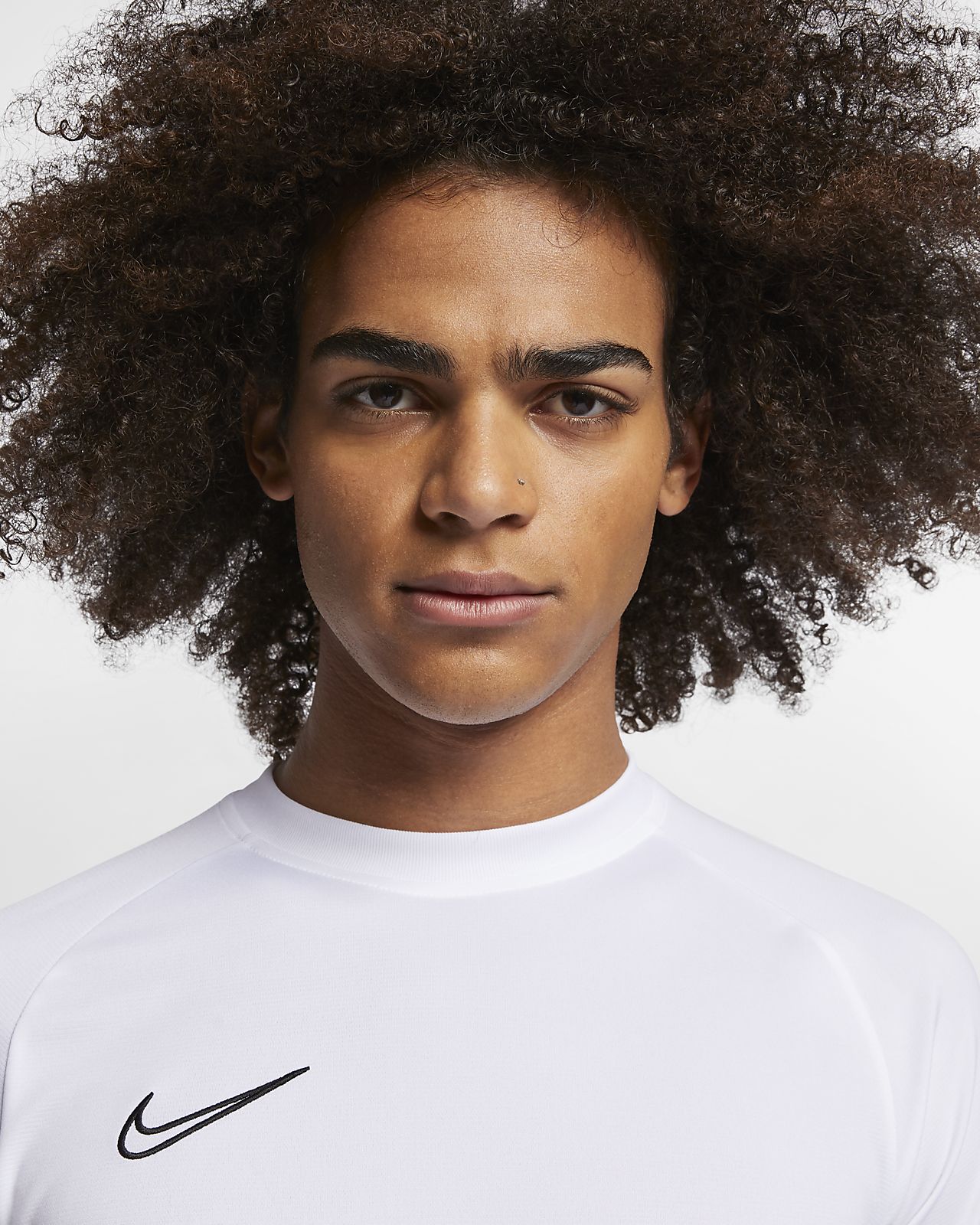 Nike Dri-FIT Academy Men's Football Short-Sleeve Top. Nike IN