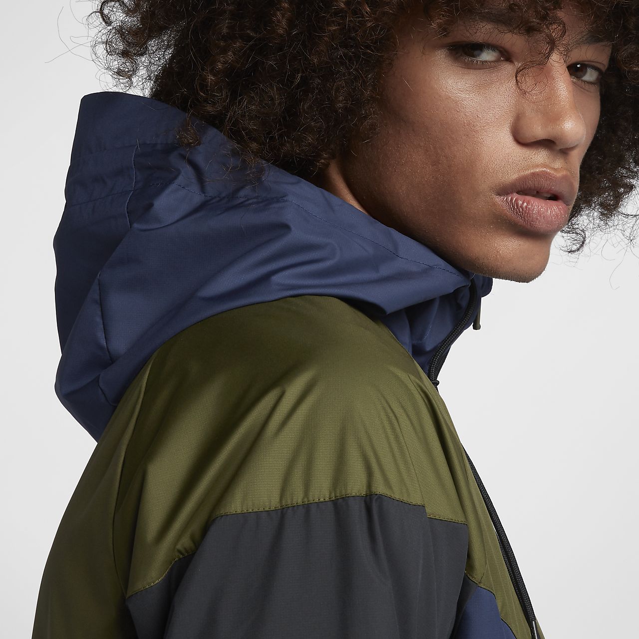 nike tennis lightweight windrunner jacket
