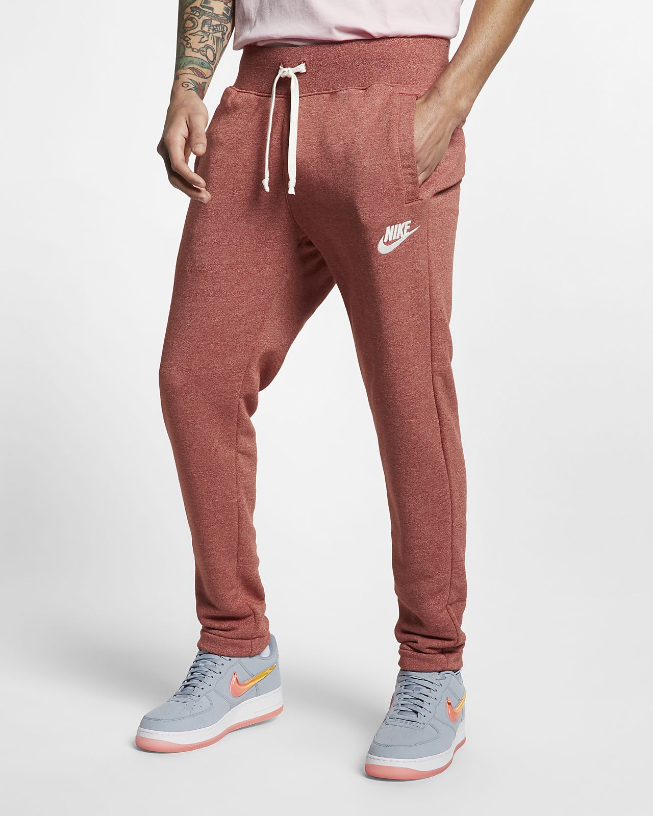 red nike shorts outfit