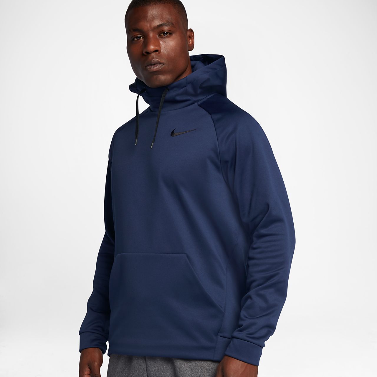 sweat nike therma