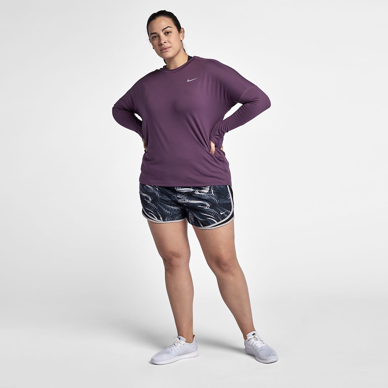 nike shorts and shirt set womens