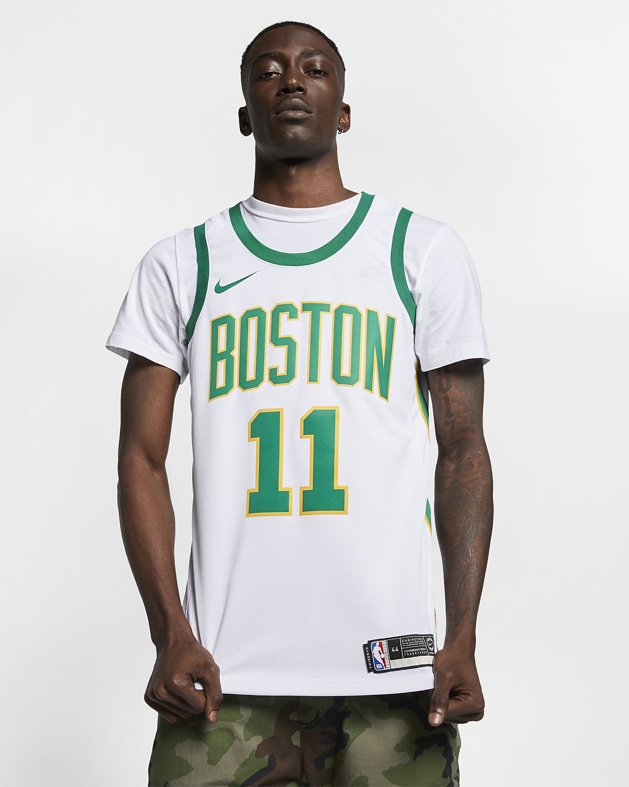 t shirt kyrie scontate