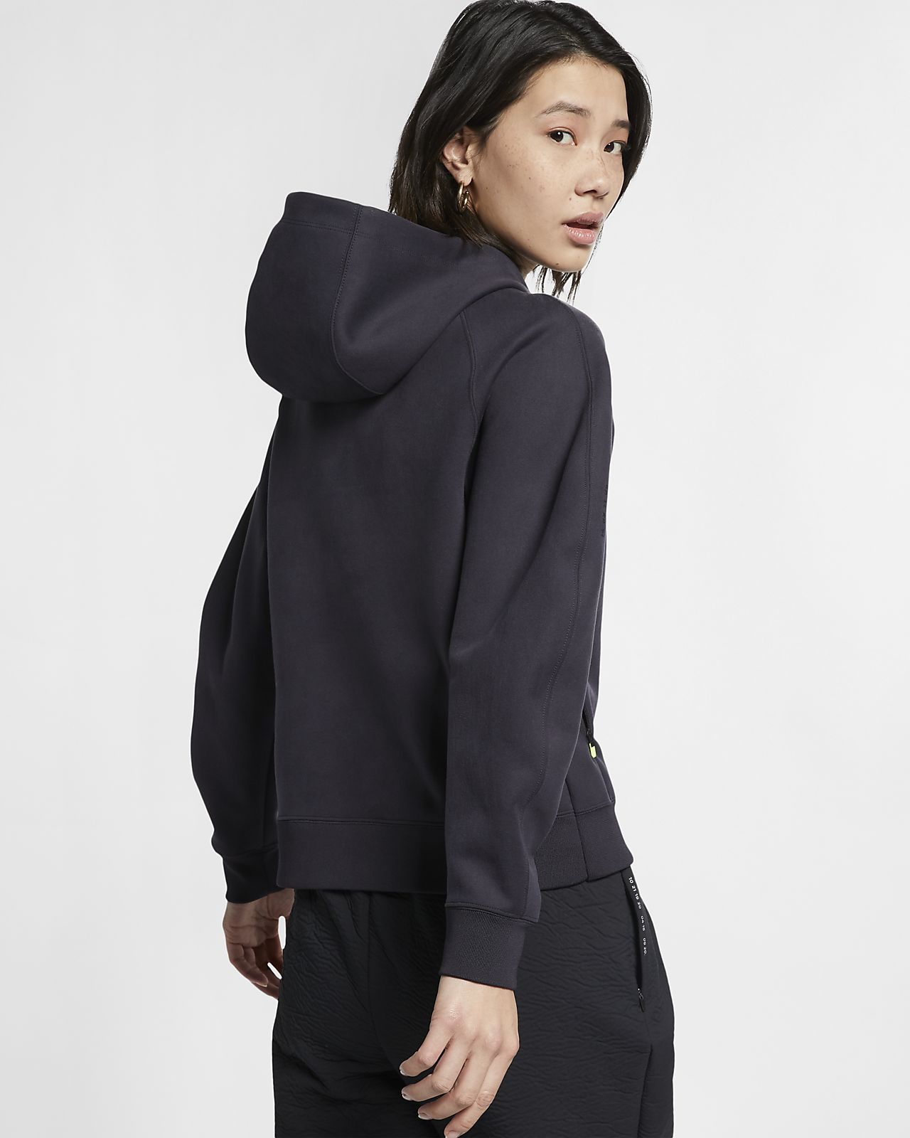 nike tech women
