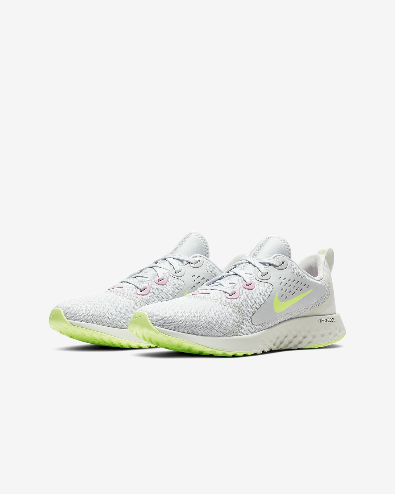 chaussure nike legend react chaussure nike legend react