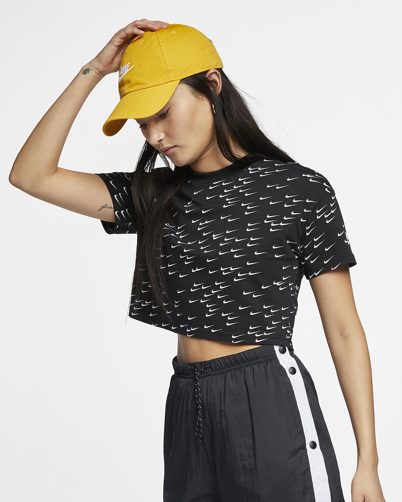 nike crop top with shorts