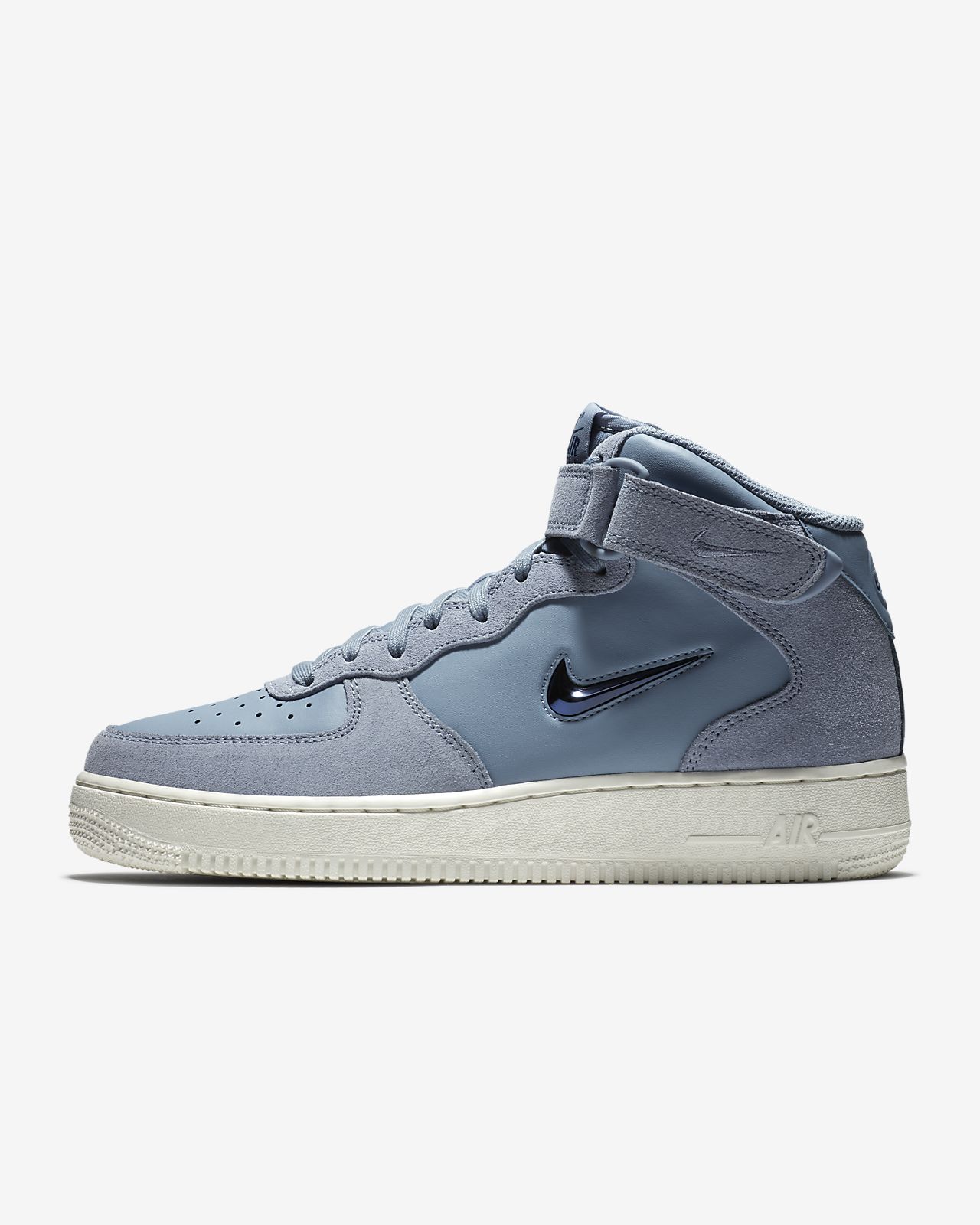 Chaussure Nike Air Force 1 07 Mid LV8 pour Homme. Nike.com BE Chaussure Nike Air Force 1 07 Mid LV8 pour Homme