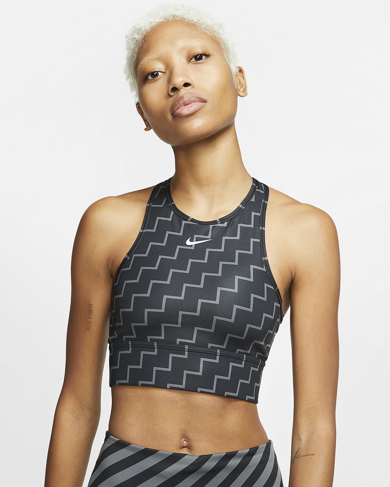 nike swoosh women's medium support sports bra