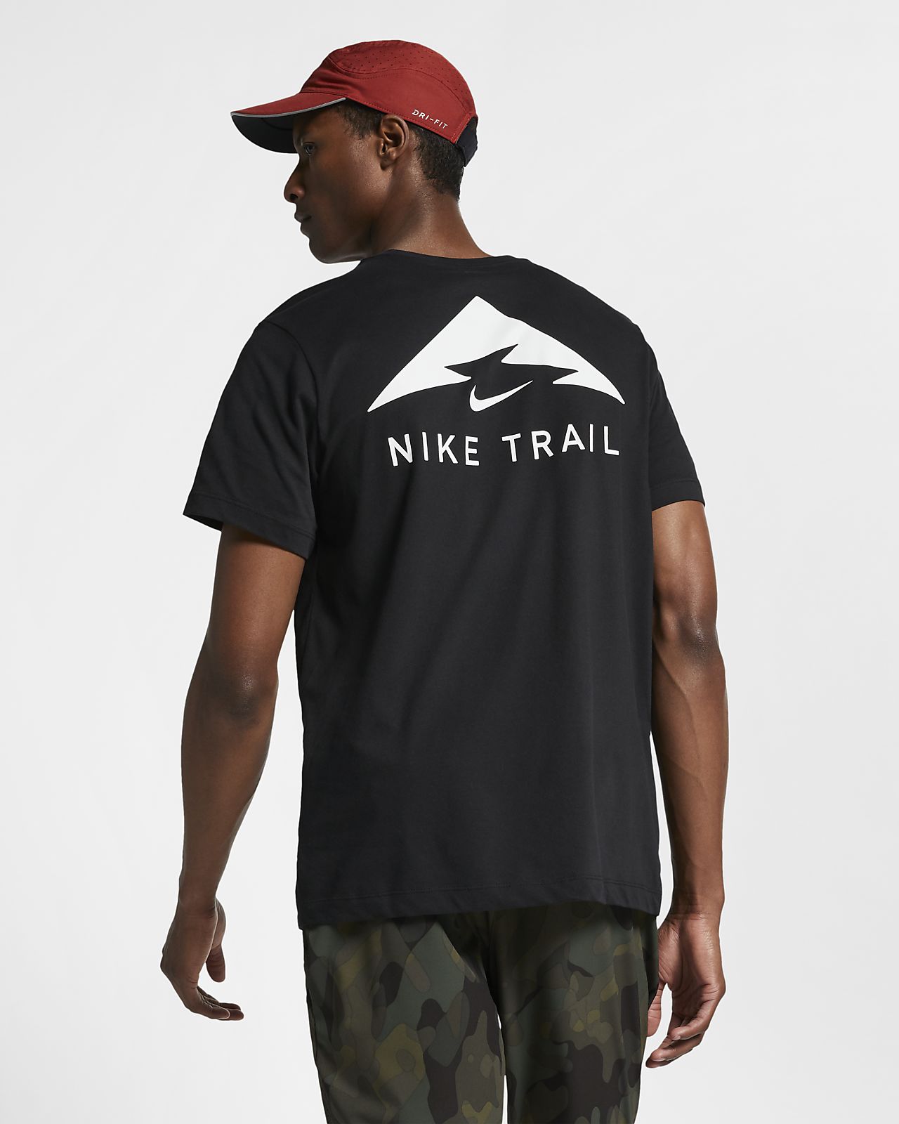 tee shirt running nike