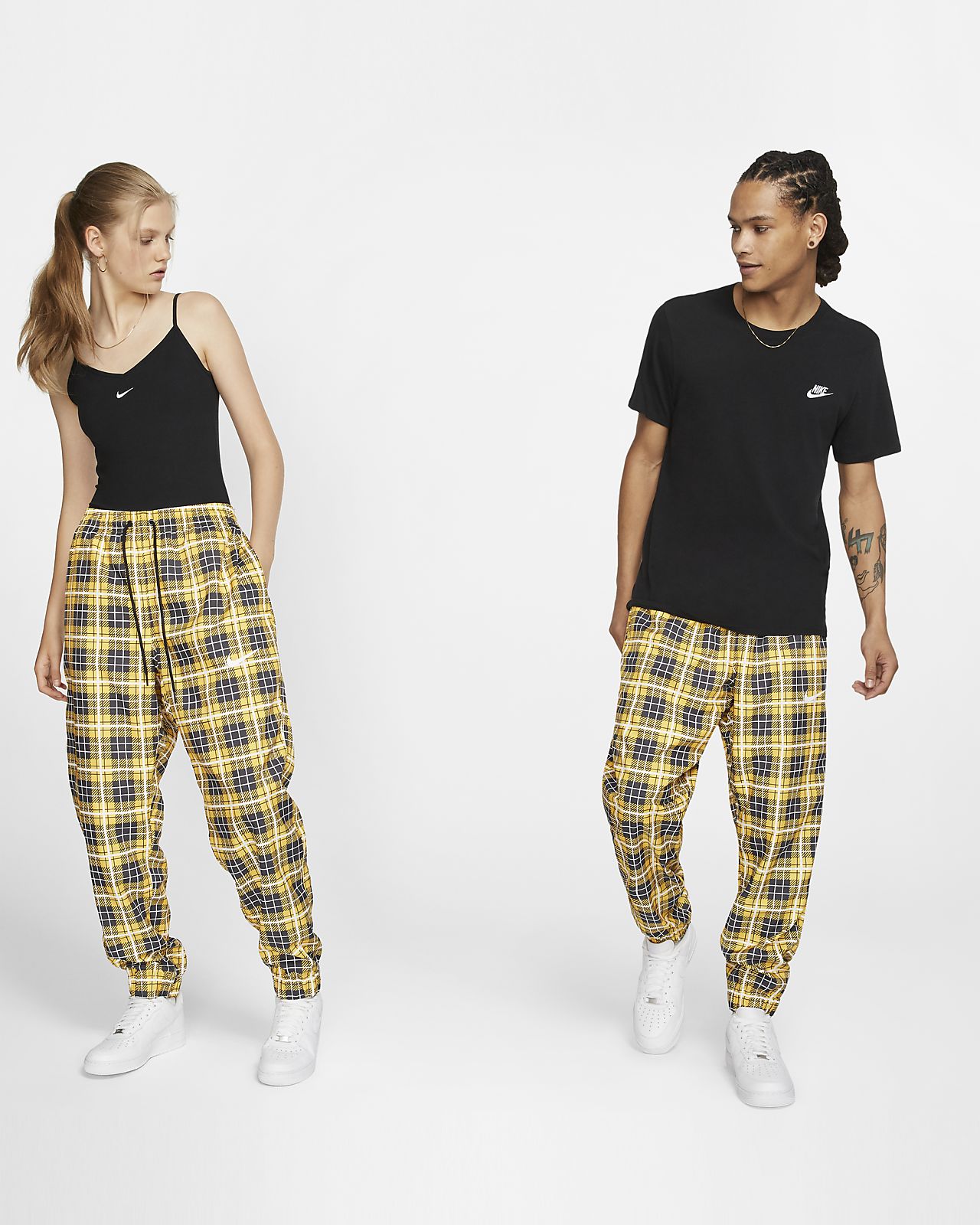 nike tracksuit bottoms loose fit