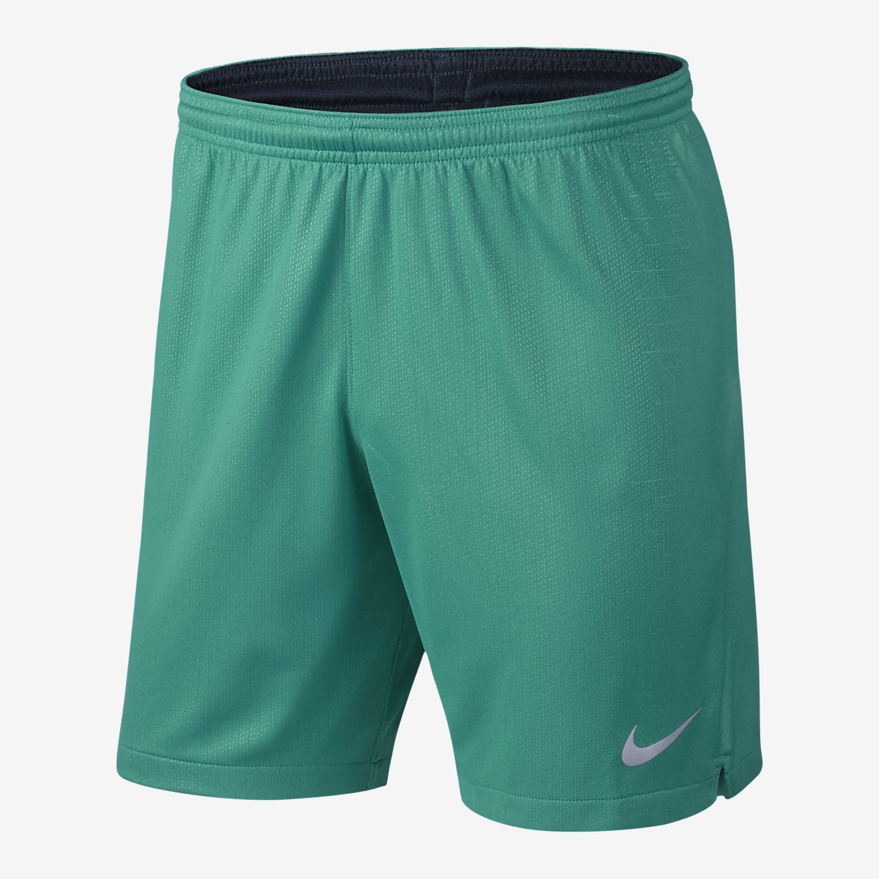 tottenham nike shorts