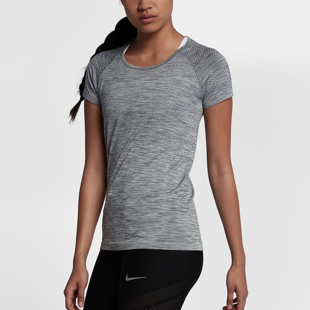 nike running top ladies