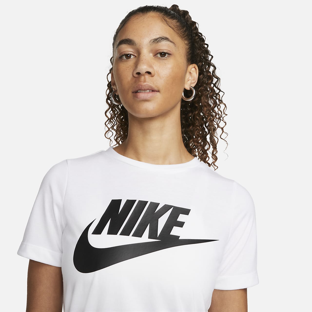 nike sportswear essential women's logo short sleeve top