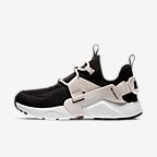 nike air huarache city low rose nike air huarache city low rose