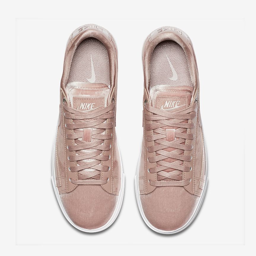 こんなに可愛いスニーカー、ある?NIKEブレーザー LOW LX