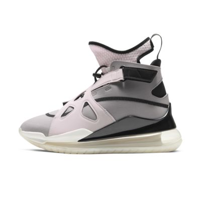 Jordan Air Latitude 720 Women's Shoe Jordan Air Latitude 720 Women's Shoe