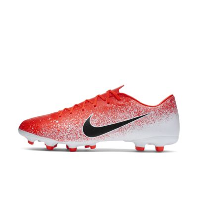 crampon nike blanc