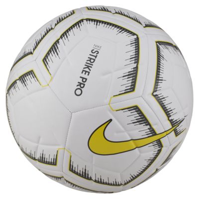 Nike Strike Pro Team Futbol Topu Nike Strike Pro Team Futbol Topu