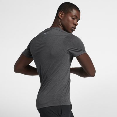 nike tailwind t shirt