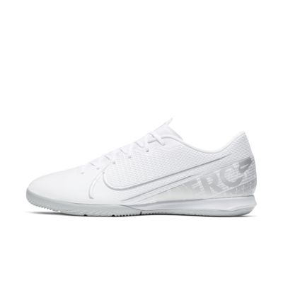 nike mercurial vapor 13 indoor