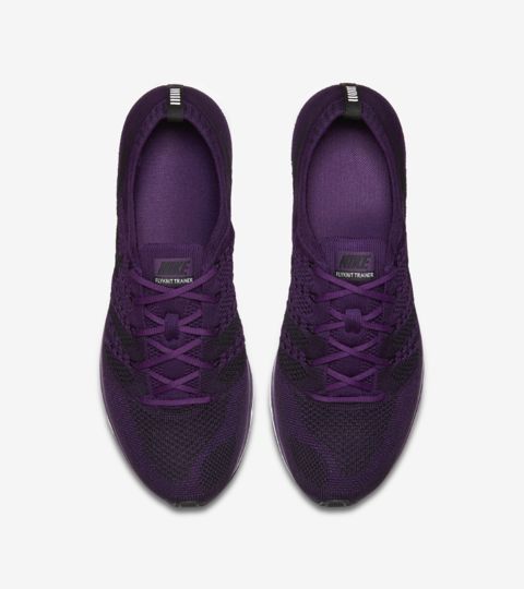 nike flyknit purple