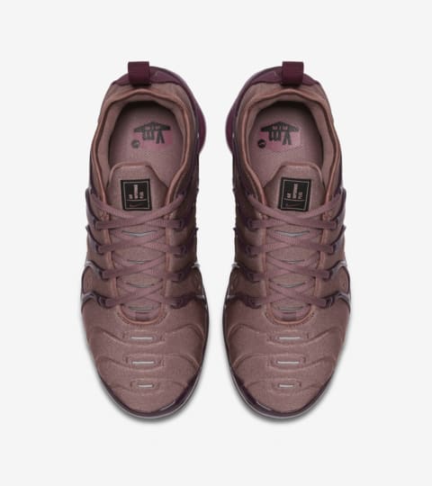 nike air vapormax plus bordeaux