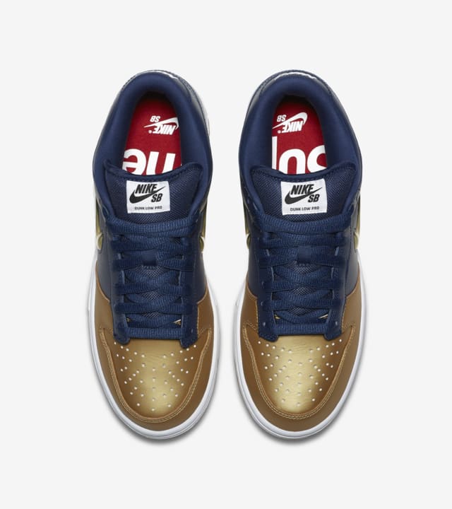 nike dunk low pro sb supreme