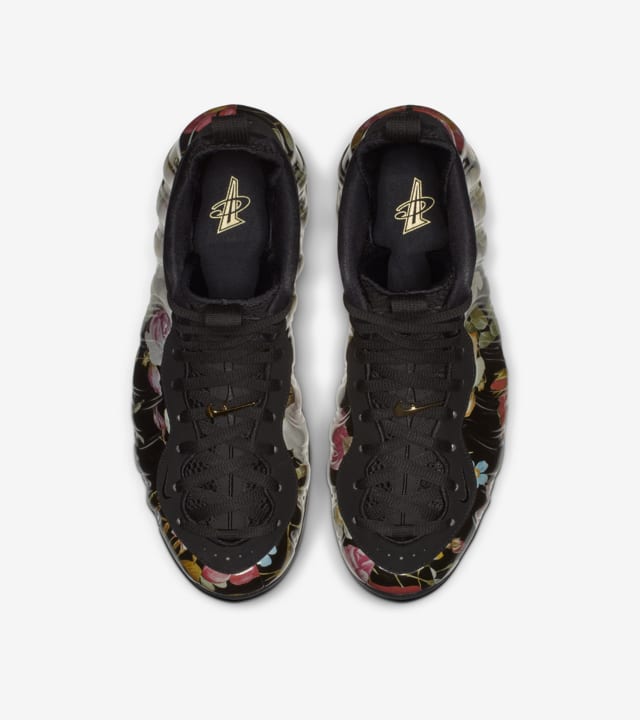 Air Foamposite One Hologram 314996900 ...Amazon.com