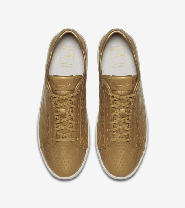 nike tennis classic ultra premium