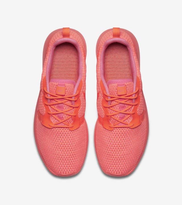 nike roshe one women pink