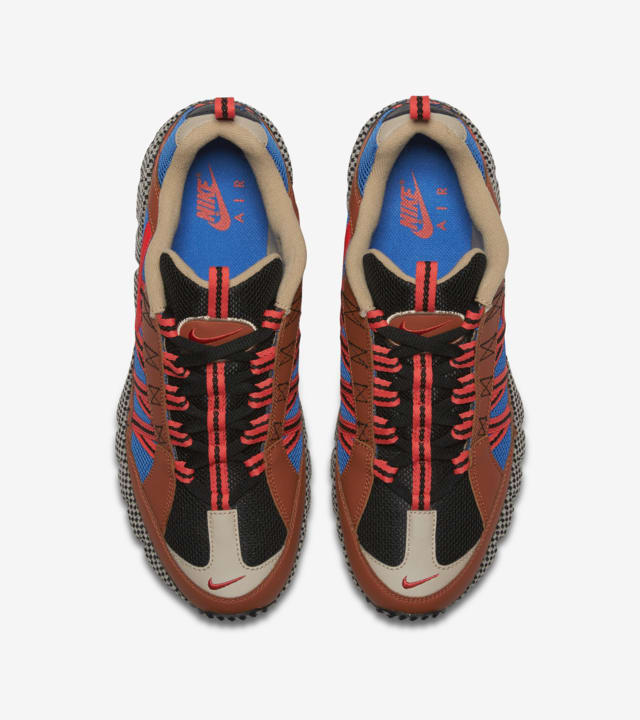 nike air humara dark russet