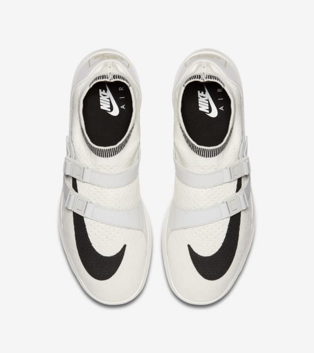 nike sock racer free