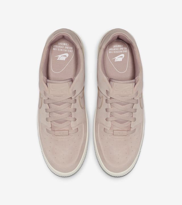 nike women's air force 1 sage low trainers particle beige