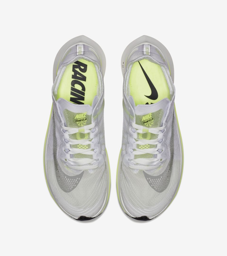 zoom fly sp volt glow