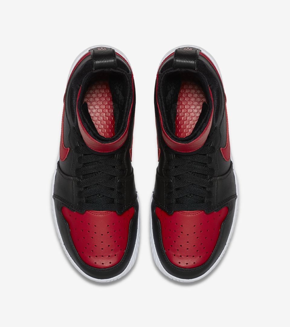 WMNS NIKECOURT FLARE AJ1 WMNS NIKECOURT FLARE AJ1