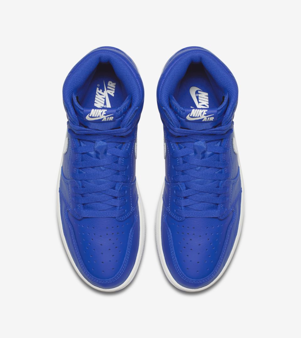 Air Jordan 1 Retro High OG 'Hyper Royal & White' Release Date Air Jordan 1 Retro High OG 'Hyper Royal & White' Release Date