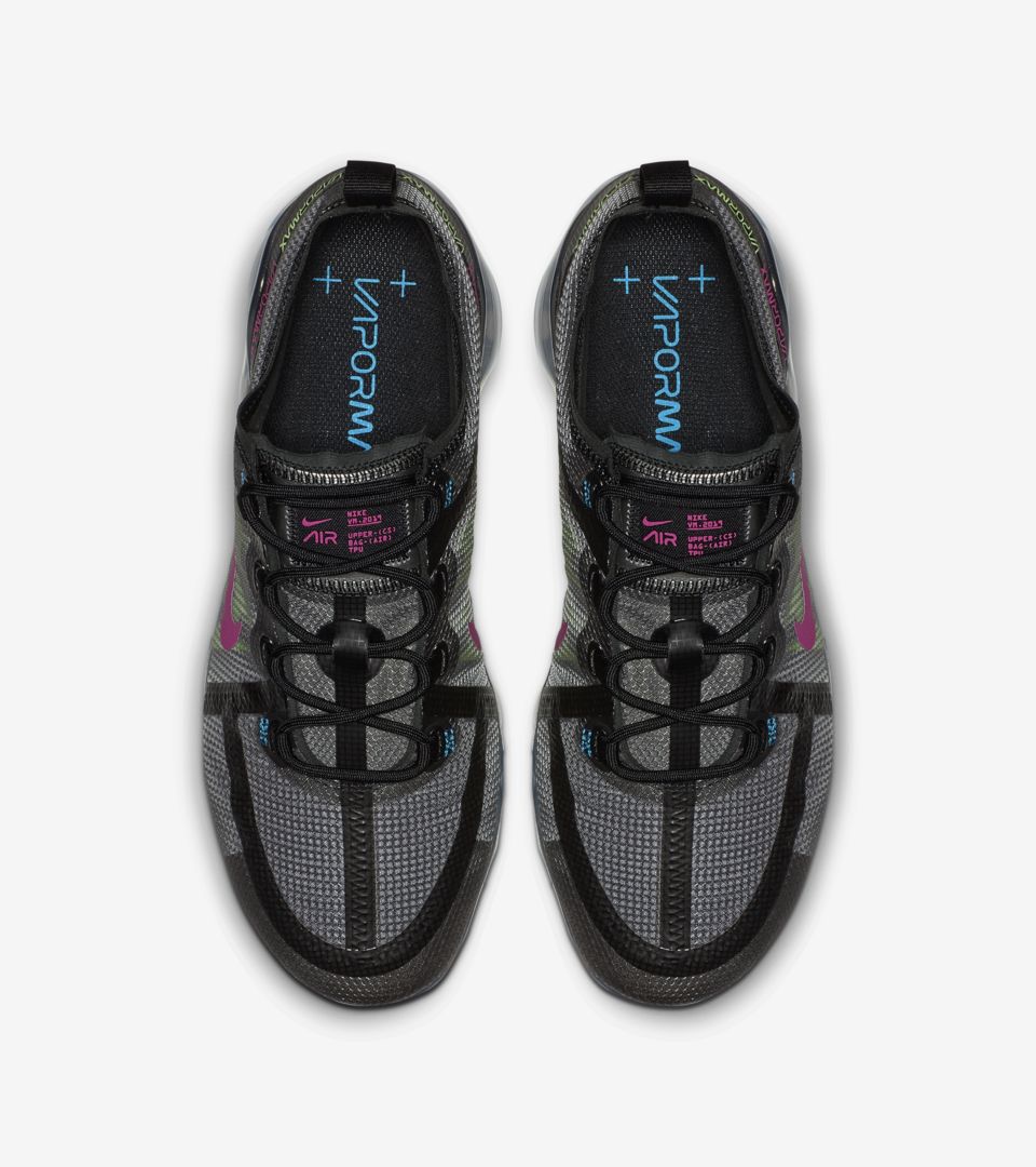 Nike Air Vapormax 2019 'Black & Active Fuschia' Release Date Nike Air Vapormax 2019 'Black & Active Fuschia' Release Date